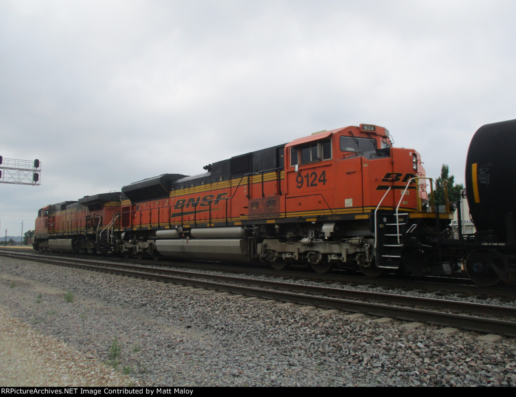 BNSF 9124